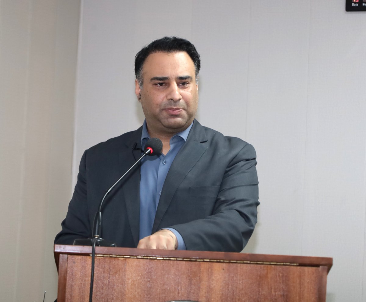 In Pakistan, political capital is input, and output based. The transformation will start happening when #citizen will evaluate their leadership on the basis of outcomes of #development projects.
Dr. <a href="/adnanrafiq/">Adnan Rafiq</a>
#Governance #Innovation #Accountability #InclusionMatters