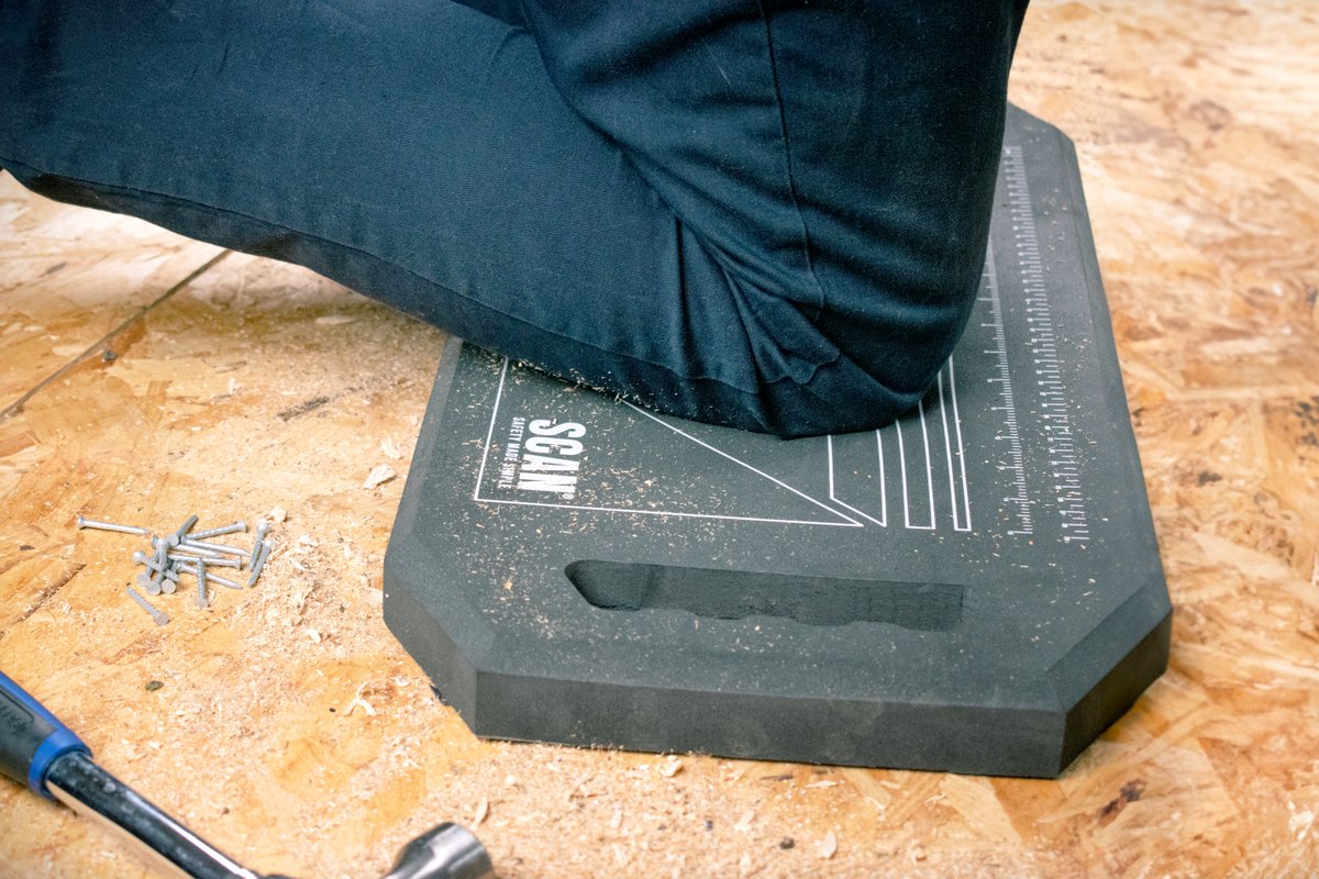 Revolutionise your work and DIY routine with our new heavy-duty kneeler pad! 🛠️ Experience comfort like never before 🧎 Who needs this?💪 #HeavyDutyKneeler #GameChanger