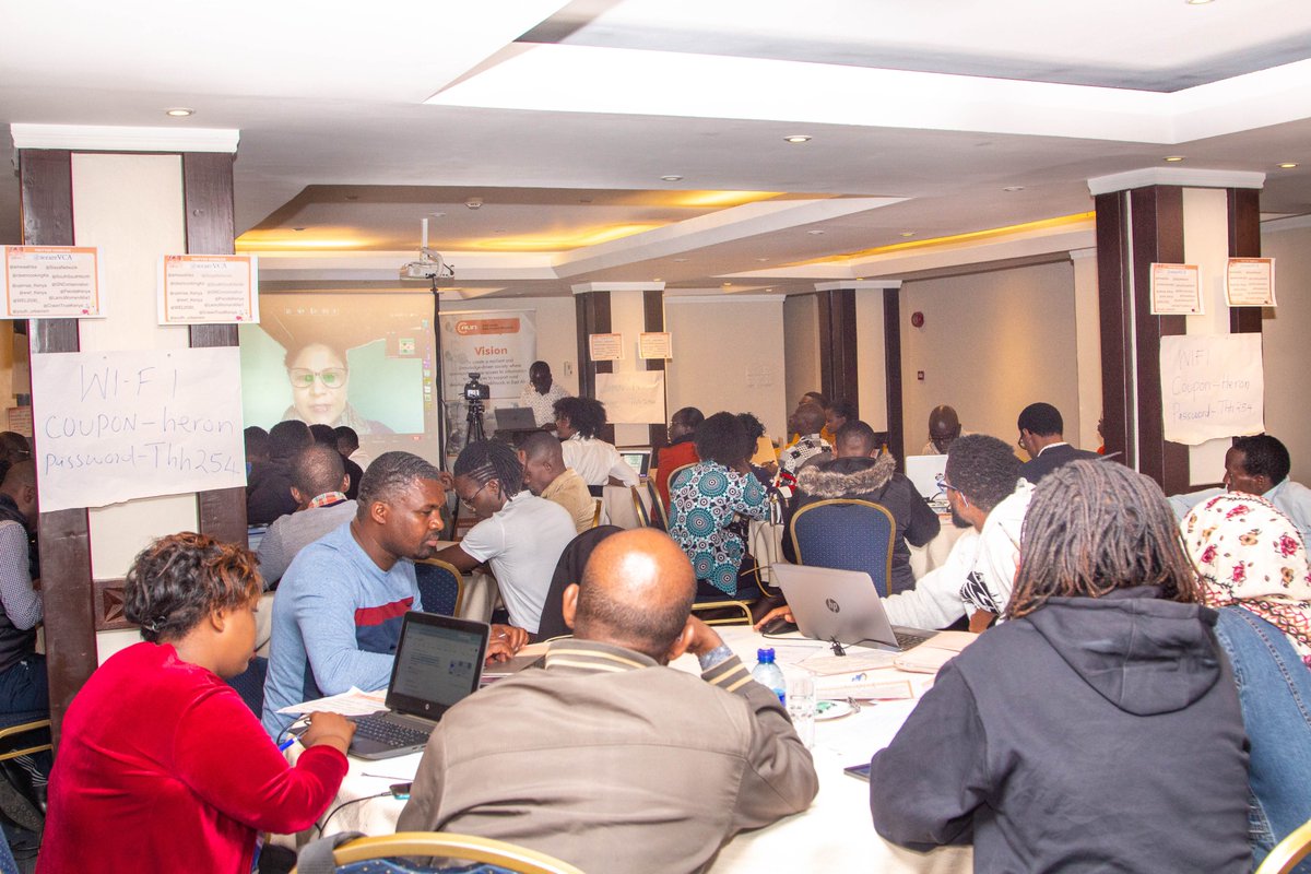 Wanavijiji_sdi's tweet photo. The inaugural day of the @WeAreVCA communication training workshop has commenced in Nairobi. This training is dedicated to the art of amplifying local voices and solutions, as well as enhancing the visibility of #ClimateChangeStories
#WeAreVCA https://t.co/msnGYcLYh2
