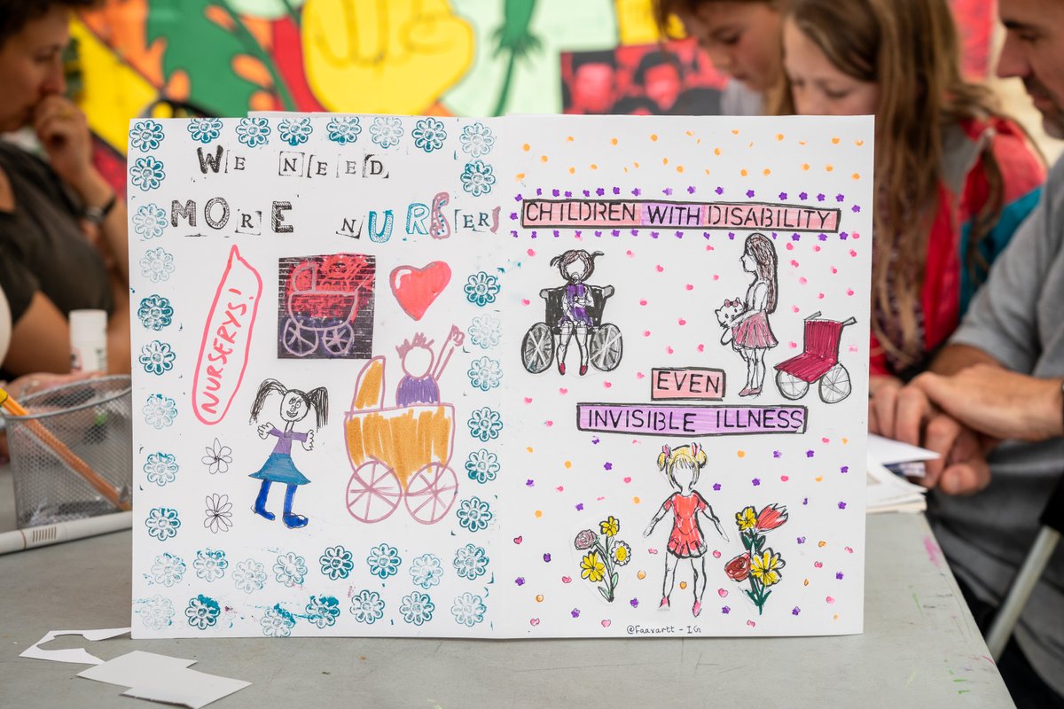 growyourown_ohp's tweet image. Some pictures from our zinemaking workshop at @PEER_UK . Thanks to @BishopsgateInst /@ArchivesHackney for the materials and @assemblagecoll1 for leading us. Photo credit: Sam Nightingale