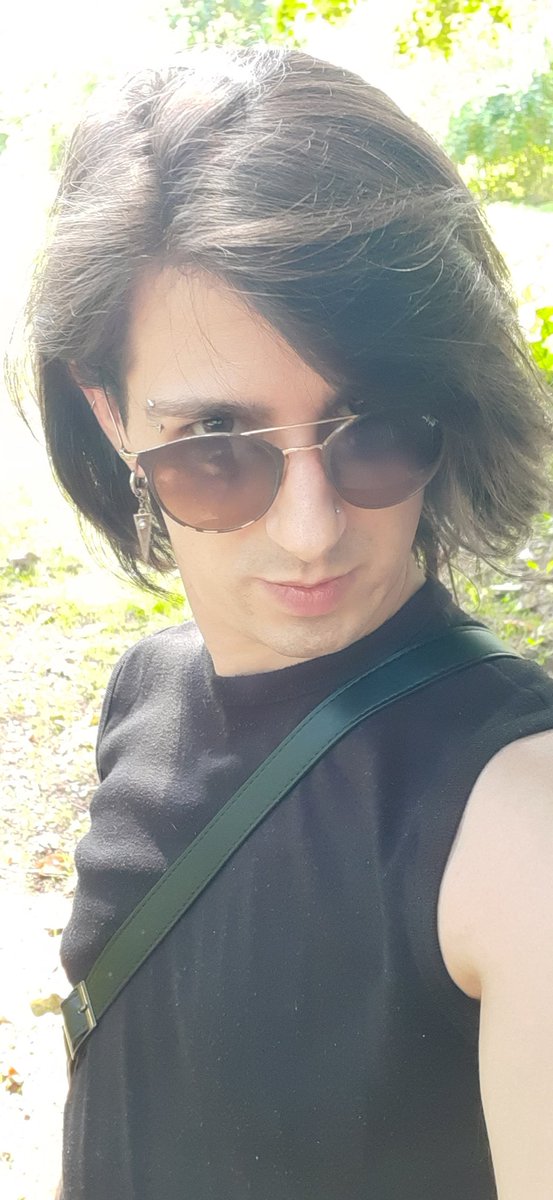 FabLvb's tweet photo. #summer2023 #gay #longhair #prideofmyself #androgyne https://t.co/wvd87YtIyZ