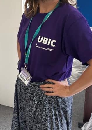 BusheyPromo's tweet image. What makes us at Bushey Promotions happy,  that's easy ...happy customers, especially when they are so pleased with their t-shirts and water bottles they take pictures to share with us.
What branded merchandise would make you happy?