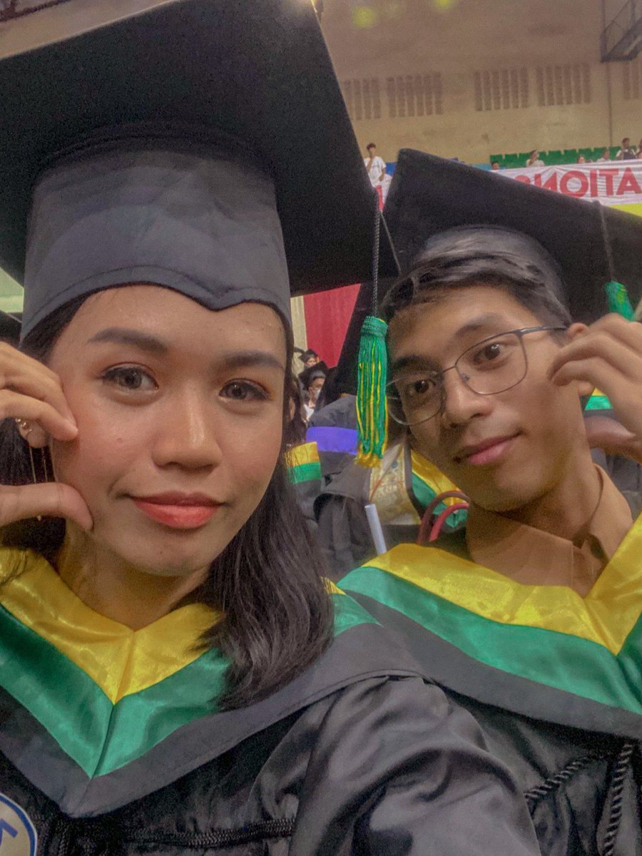 eunwonies's tweet photo. From Engene schoolmates to Engene besties, we can conquer anything together! Graduation day with @hjykmails 🎓✨ https://t.co/1GDnqMvZzF