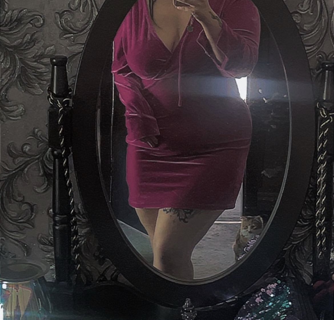 gddessaugust's tweet photo. The pretty dress I got in London https://t.co/4EHCv8Wz6x
