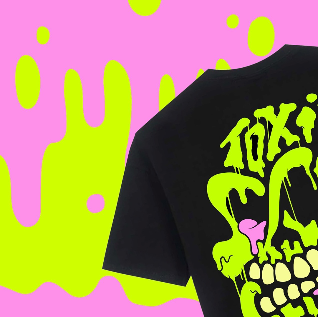 Merch check! Drop yourself in the comments wearing your merch!

#ToxicSkullsClub #NFTCommunity #Merch #WearItWednesday