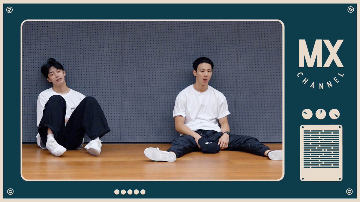 OfficialMONSTAX's tweet photo. 🎥
#몬스타엑스 #몬채널 📺
#Behind EP.374
'Love Me A Little' Pre-debut
Choreo Practice Session

#셔누 #SHOWNU
#형원 #HYUNGWON
#MONSTA_X #MONSTAX

▶ https://t.co/2X24GYfeiT https://t.co/dbUdO1Lk5r