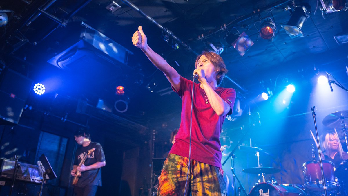 OMTevent_info's tweet photo. ⑥谷本貴義【SPECIAL GUEST】
1.Dragon Soul
2.君にこの声が 届きますように
3.獣拳戦隊ゲキレンジャー
4.未確認飛行船
5.Break the chain
6.空・前・絶・後 Kuu-Zen-Zetsu-Go
#ASP3 https://t.co/vBm3fDGZDW
