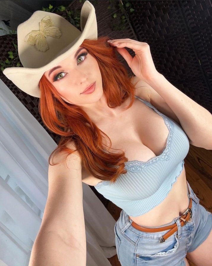 ๐๐๐ง๐ฎ ๐
๐๐ฃ๐ ๐๐๐ฉ๐จ๐ค๐ฃ tweet media