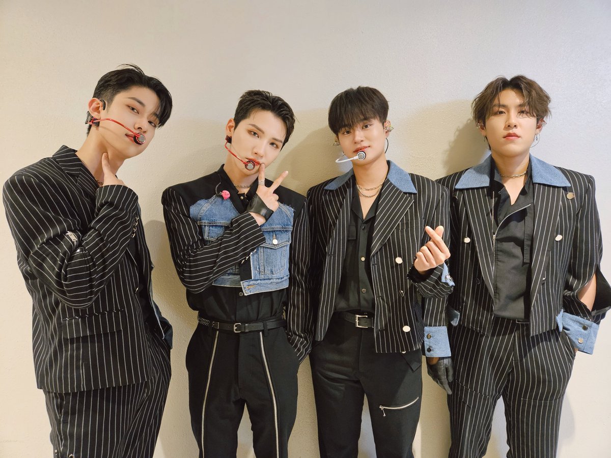 AB6IX's tweet photo. [📷]
230816 THE STAR NEXTAGE
오늘의 예삐들 🐹🐿🐦🦦💖
일본 ABNEW들과 
즐거운 시간 보내고 가요💕
빠른 시일 내에 또 만나요 😎✨

#AB6IX #에이비식스 https://t.co/YXWStLq5Eo
