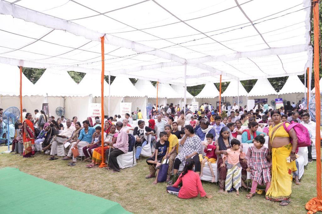 General Disability Camp organised at District Office,Sector 4, Rohini concluded
1886 specially abled citizens benefitted from various schemes  including UDID card, job offers, distribution of aids &amp; appliances etc
<a href="/LtGovDelhi/">LG Delhi</a> <a href="/CMODelhi/">CMO Delhi</a> @RaajKumarAnand1 <a href="/MSJEGOI/">Ministry of Social Justice & Empowerment, GOI</a> <a href="/iasnkumar/">Naresh Kumar</a>