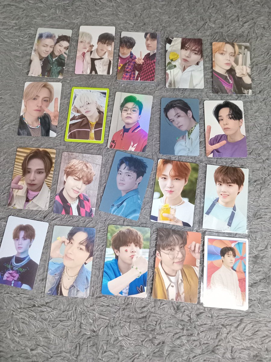 gaiss wta berujung wts, ada yang tau harga pasaran pc dibawah ini gaa ya? pengen jual tapi gatau harga pasar sekarang, kalo mau bantu bisa dm ya thankkyouu sm yg mau bantu 🫶🫶

tags : treasure yoshi haruto hyunsuk jaehyuk asahi junghwan