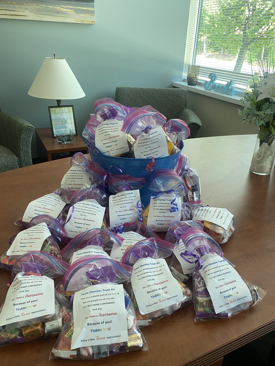 MichelleDTurner's tweet photo. #iuhpappreciationchallenge23 
Team member Treat kits delivered for appreciation week. Much appreciation for the Behavioral Health suburban team @IUHealthPhys https://t.co/03Gb43dKIH