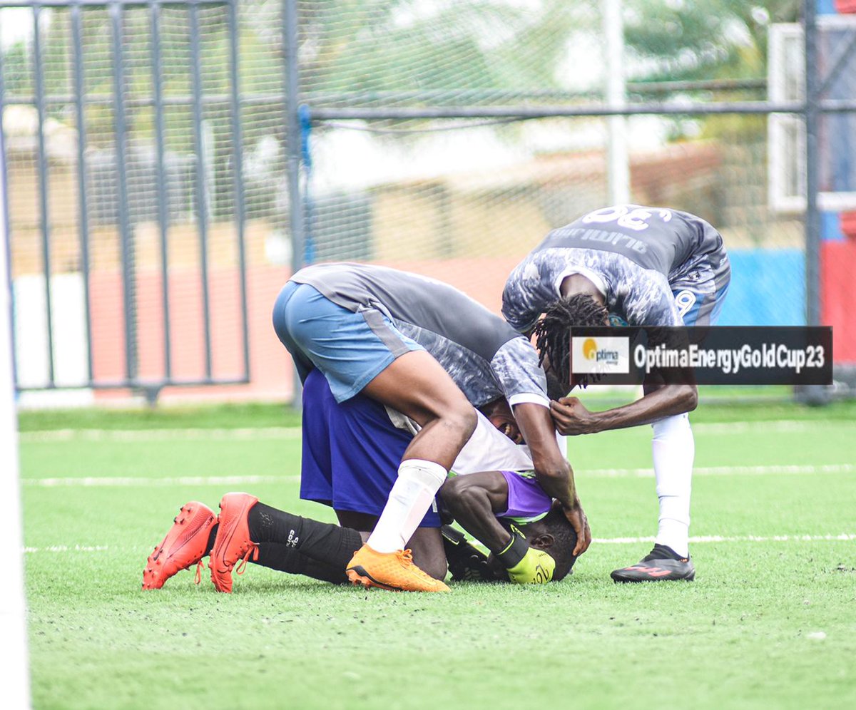 📷📸📸
Shooting Stars substitute GK Gbolohan Babatunde made a classical save to deny Tradesafe from the spot at the death. The save earned <a href="/ShootingSc/">Shooting Stars SC</a> a point and thereby top their group with 7points. A penalty miss Tradesafe will rue for long time.

#OptimaEnergyGoldCup23