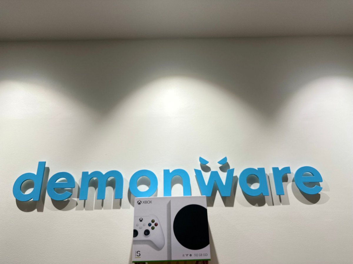 ShipItCon tweet media