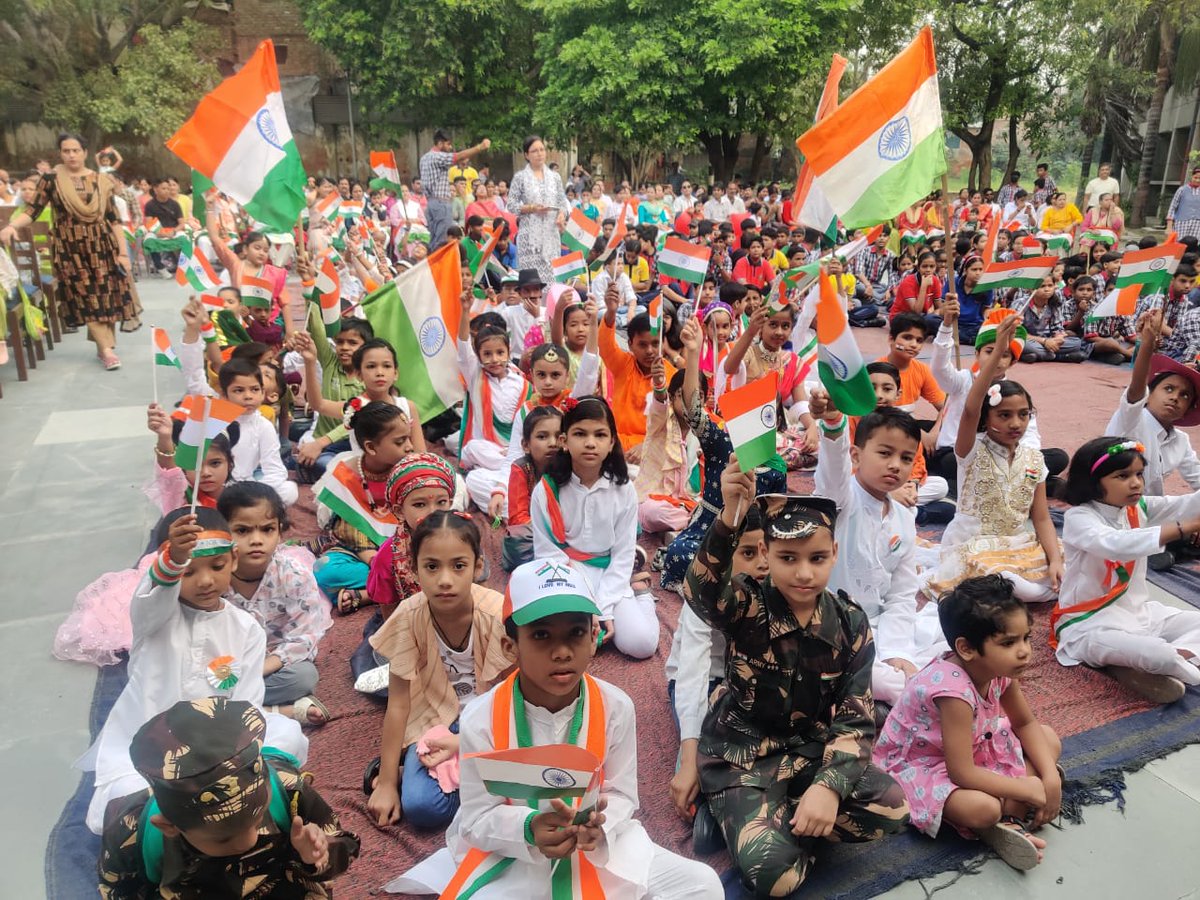 ViharKv's tweet photo. 𝐇𝐀𝐏𝐏𝐘 77𝐓𝐇 𝐈𝐍𝐃𝐄𝐏𝐄𝐍𝐃𝐄𝐍𝐂𝐄 𝐃𝐀𝐘 
ℕ𝔸𝕋𝕀𝕆ℕ 𝔽𝕀ℝ𝕊𝕋 , 𝔸𝕃𝕎𝔸𝕐𝕊 𝔽𝕀ℝ𝕊𝕋

आज़ादी का अमृत महोत्सव

#AzadiKaAmritMahotsav 
#NationFirstAlwaysFirst 
#IndependenceDay2023 
@KVS_HQ 
@EduMinOfIndia 
@kvs_ro https://t.co/tJZ9jfy1KY