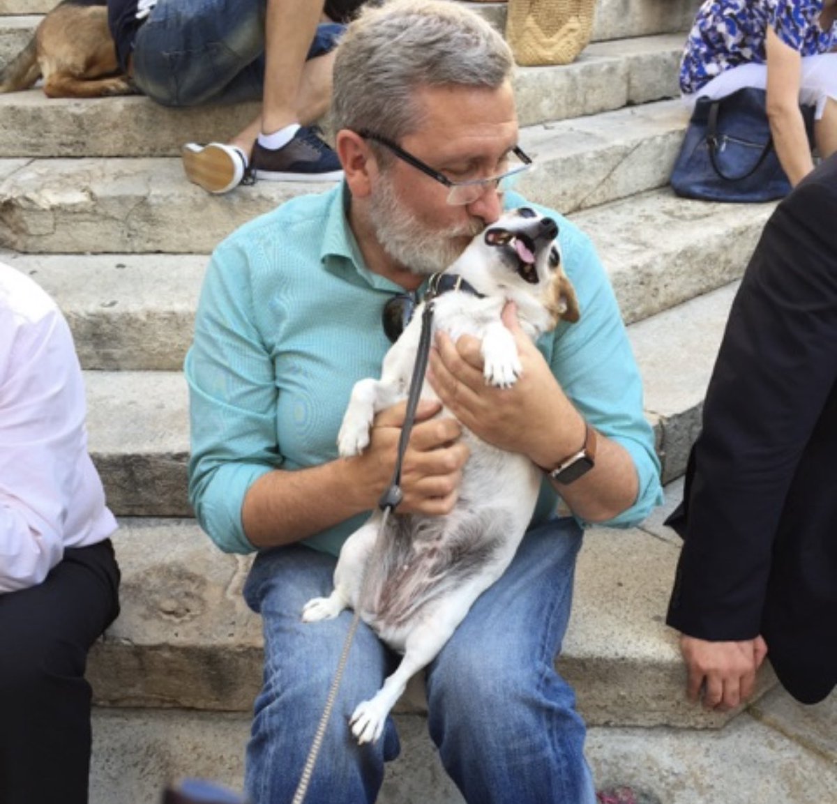 lucalbernhe's tweet image. Le 16 août, pour la fête  de la Saint Roch, c’est la traditionnelle bénédiction des animaux…#montpellier #saintroch #fetedelasaintroch 
cc @yagueannie @MIRALLESMP @VBarthas @RousselGaliana