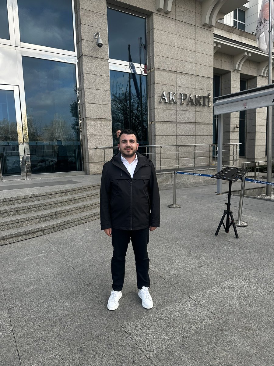 kadogluuu's tweet photo. Gençlik Kolları Genel Başkanımız Eyüp Kadir İnan’ın olurları ve Genel Merkez G.K. Ekonomi Mali İşler Başkanımız Yusuf Saltık’ın takdirleriyle Genel Merkez G K. Ekonomi ve Mali İşler Biriminde görevlendirilmiş bulunmaktayım

Rabbim mahcup etmesin. 

@eyupkadirinan 
@YUSUFSALTIK_ https://t.co/DGPkfogOJe