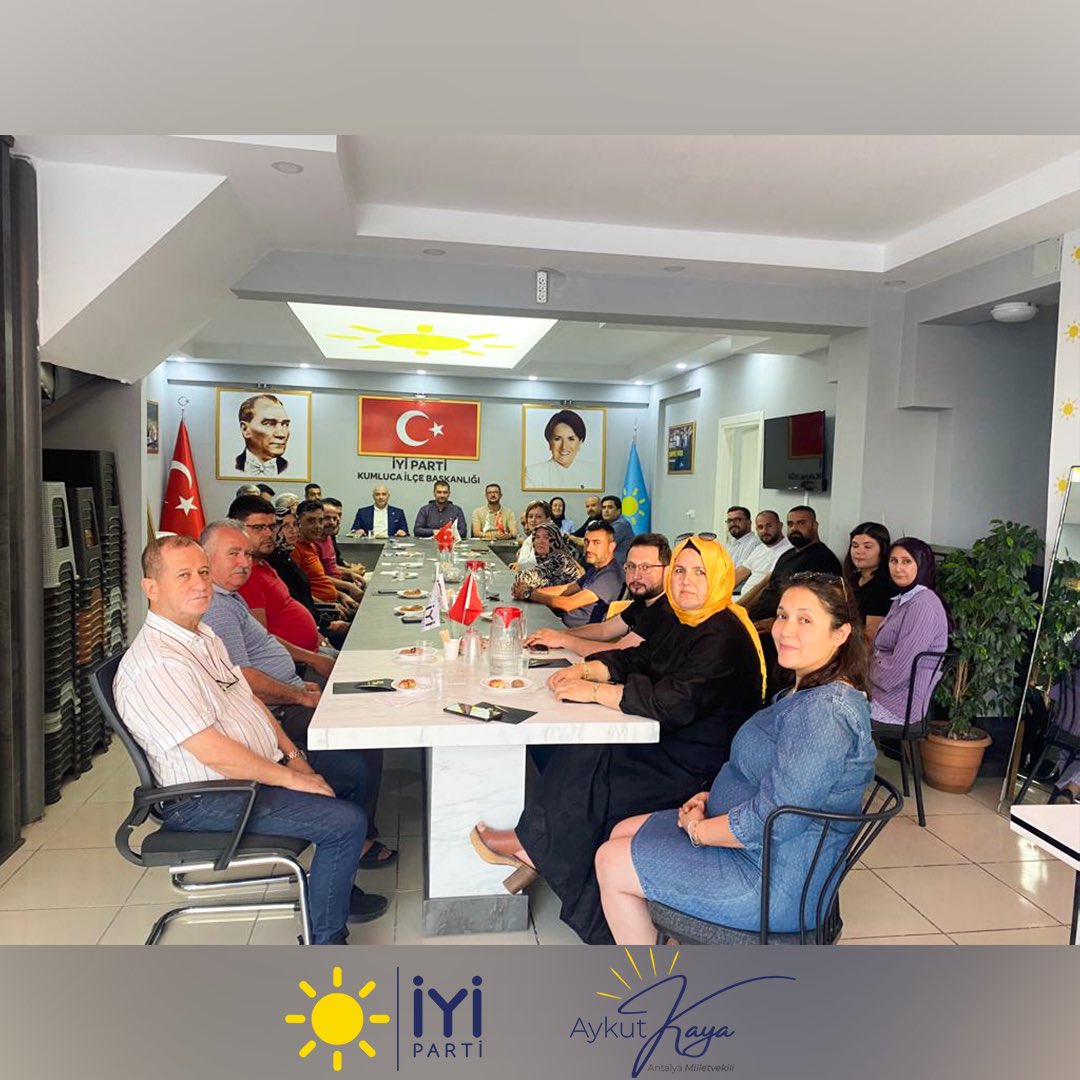 AykutKaya07's tweet photo. İl Başkanımız Vahdet Afşin Karacan, 21. Dönem Milletvekilimiz Sn. Nesrin Ünal ve İl Başkan Yardımcımız Alper Arıkan’la birlikte Kumluca İlçe Başkanlığımızı ziyaret ettik. Kumluca İlçe Başkanımız Bekir Bircan’ın şahsıma vermiş olduğu plaket ve göstermiş olduğu misafirperverliği için kendisine teşekkür ederim.