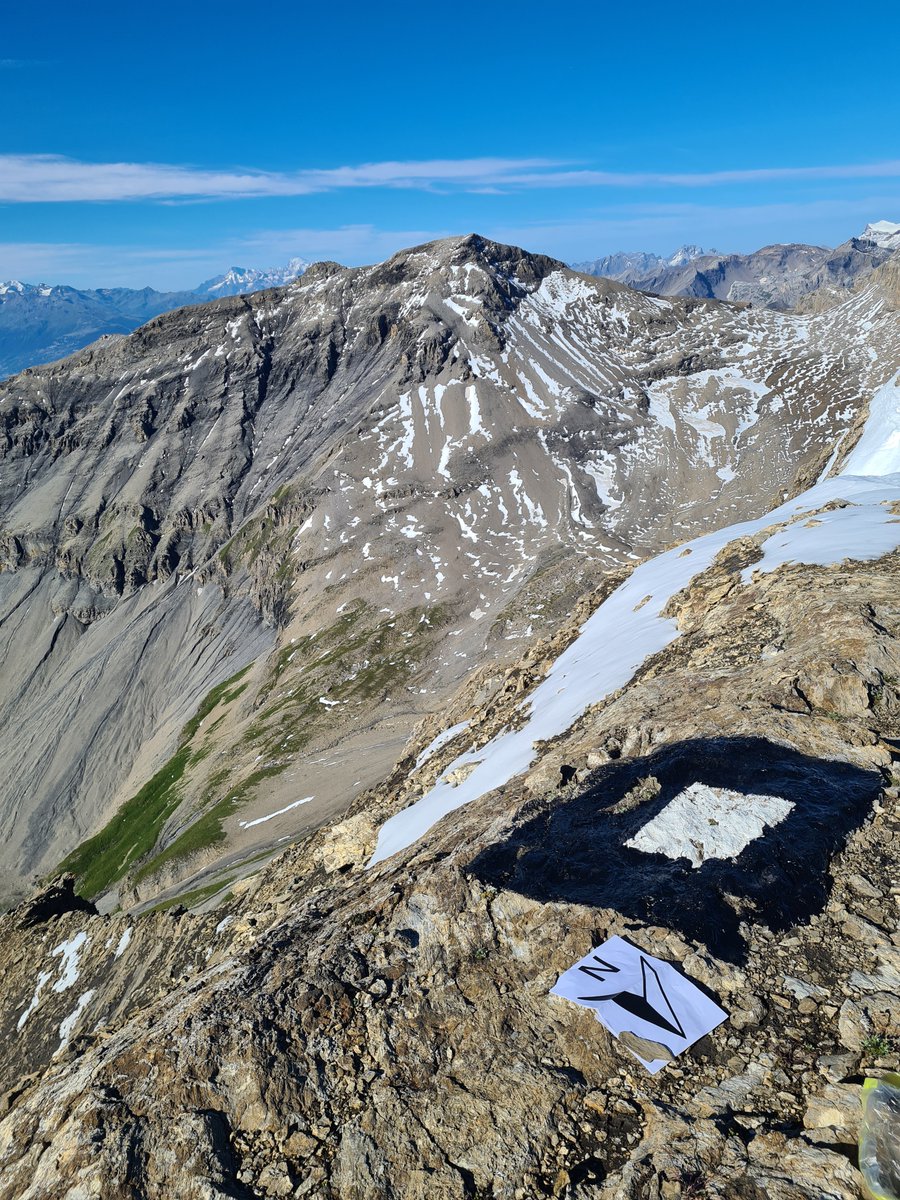 VAW_glaciology's tweet photo. 📸 Last week, team members Raphael Moser and Andreas Bauder established ground control points for the #Swiss aerial photo initiative by @swisstopo. 🗺️ With a legacy since 1947, aerial photography plays a pivotal role in mapping #glacier extends in🇨🇭. #SWISSIMAGE @glamos_ch https://t.co/UIOl57xAxb
