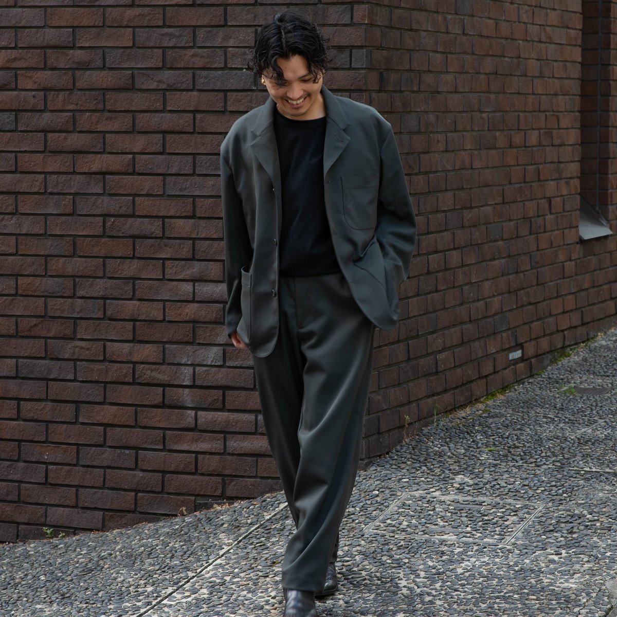 DF_AKI's tweet photo. WEWILL
SAC JACKET/PANTS

WEWILLよりラフに着られるセットアップが入荷致しました。
もちろん単品で着てもカッコいいです。
是非お試しください。

https://t.co/4w5fXRlRRk

#wewill #セットアップ #ジャケット #代官山 https://t.co/pzqYsBVfgY