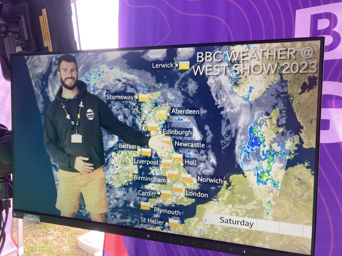 Youth Commission (@youthcommgsyald) on Twitter photo Come and visit our friends <a href="/BBCGuernsey/">BBC Guernsey</a> at the West Show today . I promise it looks like the sun is shining ☀️ #WestisBest Come and visit our friends <a href="/BBCGuernsey/">BBC Guernsey</a> at the West Show today . I promise it looks like the sun is shining ☀️ #WestisBest