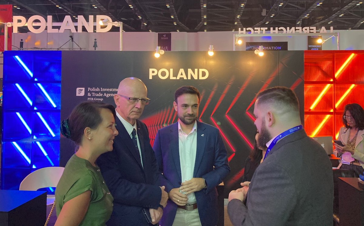 PLinThailand's tweet photo. H.E. Ambassador Artur Dmochowski opened a 🇵🇱Polish pavilion at Techsauce Global Summit 2023, organized by @PAIH_pl
We invite you to visit the booths of 🇵🇱 #Billennium, @Comarch, #CShark, #Quantup #NoSpoilers that promote their innovative #IT solutions in 🇹🇭!
🇵🇱🤝🇹🇭
#PAIH https://t.co/eAMSdGas3G