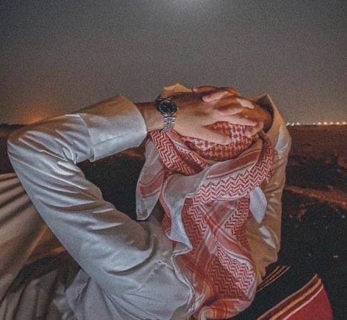 صـدوا وانا من عزة النفس صديت
ومـات الغلا ..وقلوب الأحباب حيّــه💔