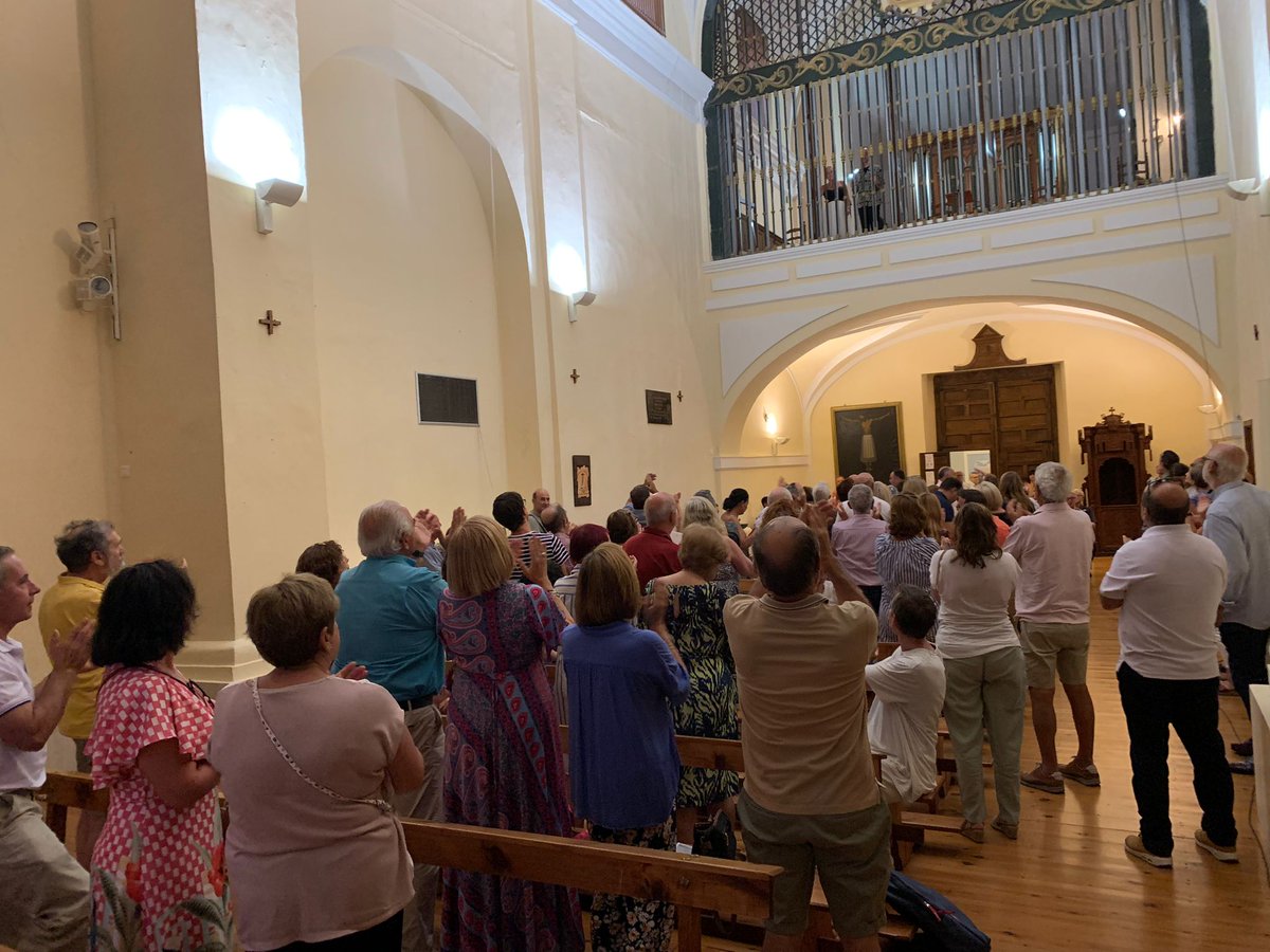 TierrasdeMedina's tweet photo. 📢👉#Excepcional #Concierto en #MedinadelCampo, conmemorando la #Fundación de #SantaTeresa, en el #Convento de #SanJose (MM. Carmelitas), del #Organista #AlbertoSáezPuente y la #Soprano #AinhoaMerzero
Gracias @NOrganaria, @archiValladolid, @AyuntamientoMDC, @medinarenacenti https://t.co/oZmeY6beo4