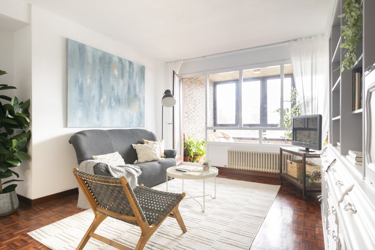 Inmo_DDC's tweet image. ¿Eres de los que cree que vivir cerca del centro de #Pamplona es renunciar a lo que deseas? ¡Esta #casa te demostrará que no! 😍

Con sus habitaciones amplias, ventanales enormes, lleno de luz y con una #terraza maravillosa, está lista para convertirse en el #hogar de tus sueños.