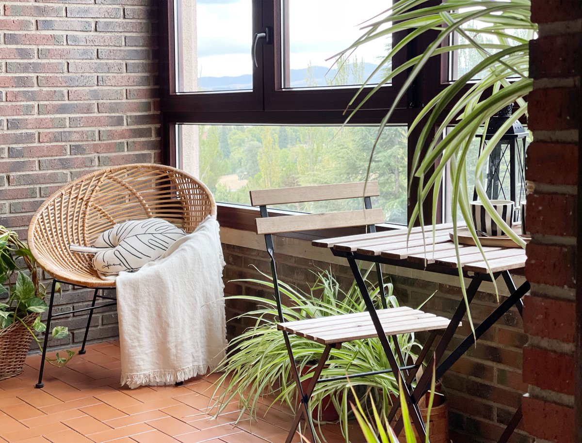 Inmo_DDC's tweet image. ¿Eres de los que cree que vivir cerca del centro de #Pamplona es renunciar a lo que deseas? ¡Esta #casa te demostrará que no! 😍

Con sus habitaciones amplias, ventanales enormes, lleno de luz y con una #terraza maravillosa, está lista para convertirse en el #hogar de tus sueños.