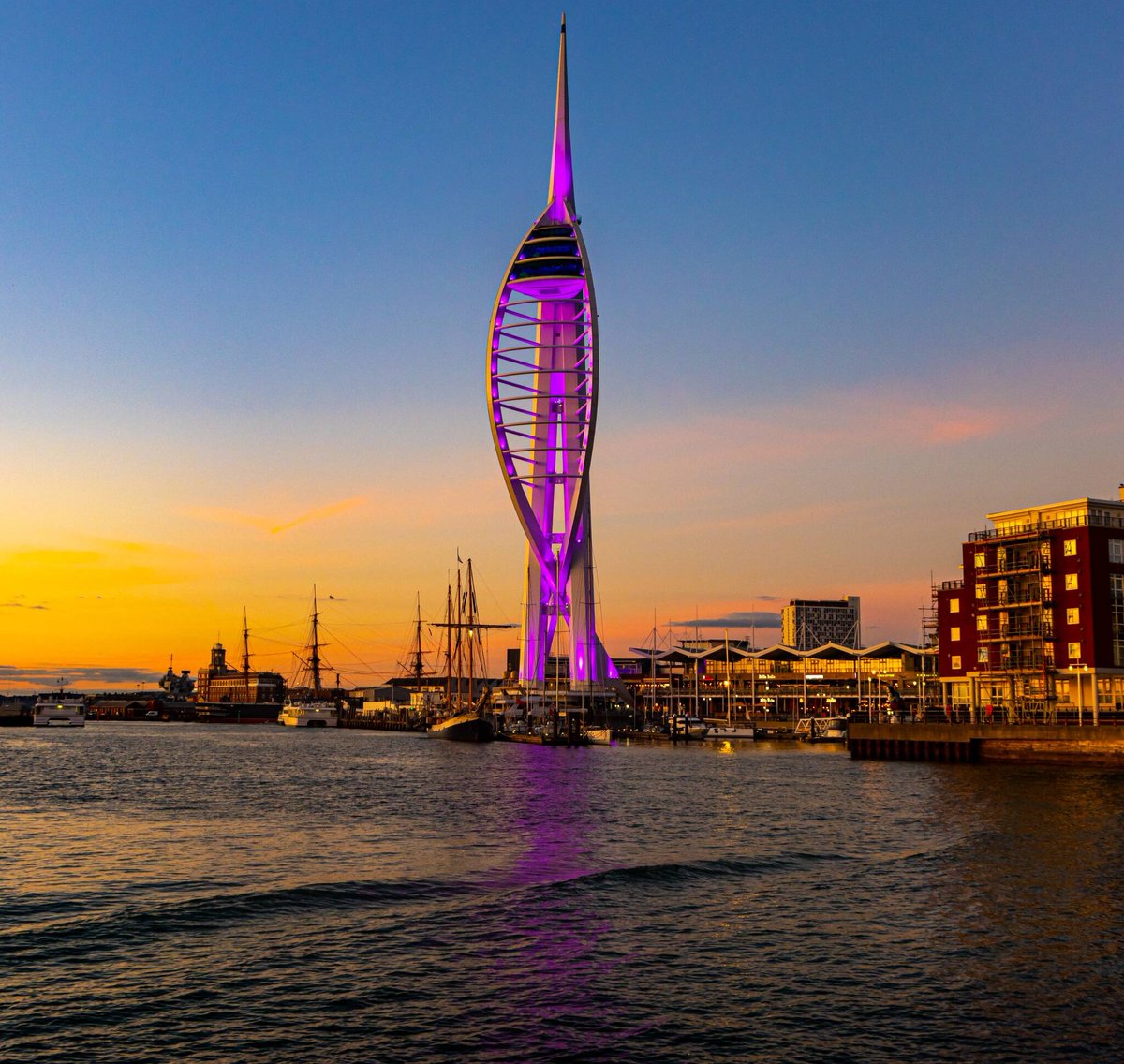 University of Portsmouth (@portsmouthuni) on Twitter photo Good luck to those receiving their results! 🤞
If you're thinking of applying through clearing, here is all the information you'll need ⤵️
☎️ Clearing Hotline: 02392 84 8085
💻 Clearing Hub: bit.ly/458R1C4
📜Clearing Planner: bit.ly/3YD9uEw
#PortsmouthUni Good luck to those receiving their results! 🤞
If you're thinking of applying through clearing, here is all the information you'll need ⤵️
☎️ Clearing Hotline: 02392 84 8085
💻 Clearing Hub: bit.ly/458R1C4
📜Clearing Planner: bit.ly/3YD9uEw
#PortsmouthUni
