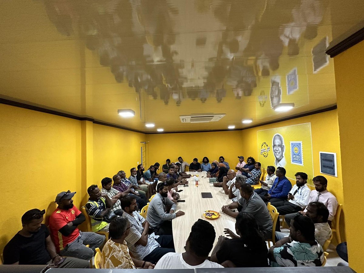 thihthii's tweet photo. Gamu 4 avashuge campaign team thaka bahdhalu kurun.
#UfaaveriAmaanRaajje #IbuAslam2023 https://t.co/GkcRlphIDo