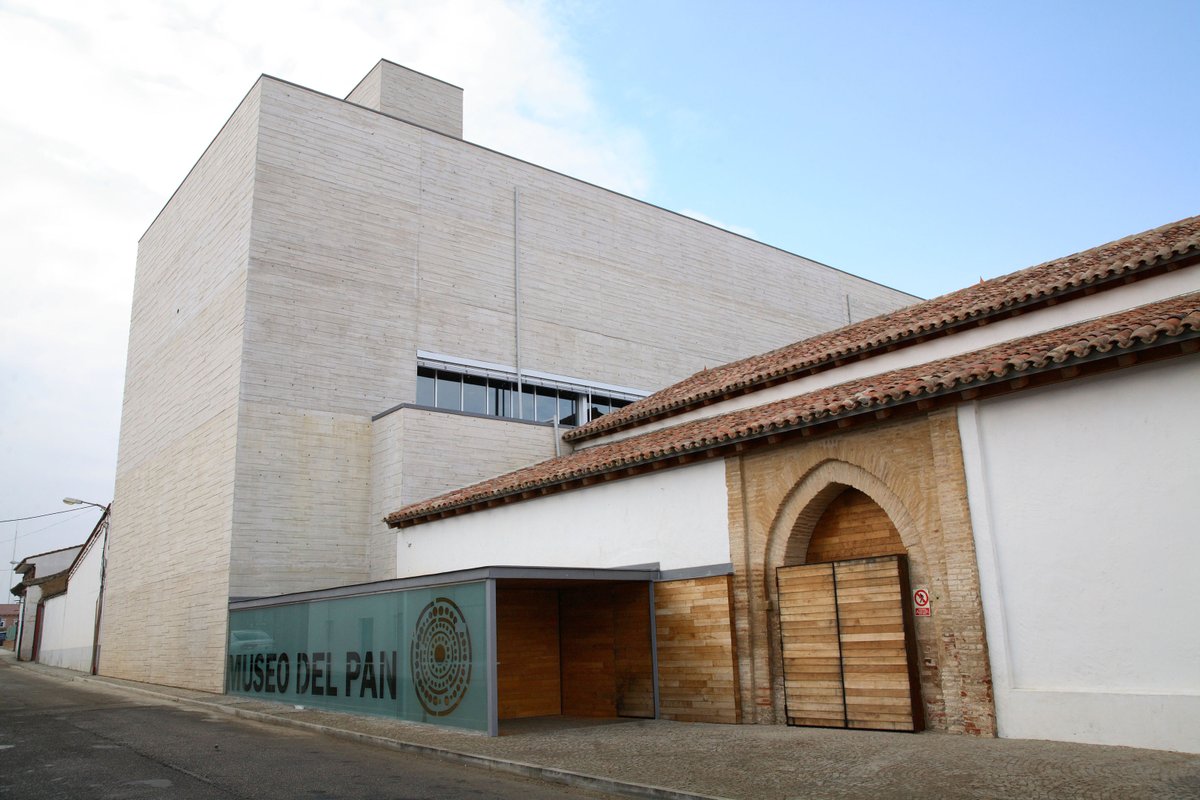 turvalladolid's tweet photo. El #MuseoDelPan nos acerca a un alimento presente a diario en nuestras vidas, ofrece además muchas actividades para toda la familia. https://t.co/cEGX3xW7wC