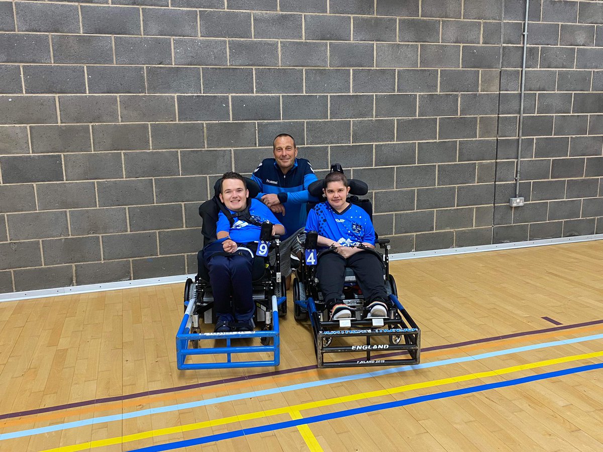 🗣️ “Alexa play I’m blue by Eiffel 65”

The worst kept secret in powerchair football is now official🤫

We are pleased to announce the signing of England Superstar , former premiership winner , WFA cup Winner &amp; international European champion Edward Common 📝

#UTT 🔵⚪️