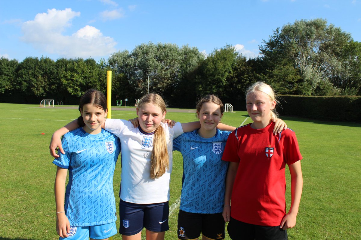 miltonfc_'s tweet photo. DAY 3 ⚽️💙

It’s the Lionesses’ game day!! 🦁❤️ 

We are focusing on ‘the thirds’ today whilst also catching England in their semi final VS the home nation. Set to be a cracker! 🙌🏻🔥 https://t.co/mjJyLoPW4f