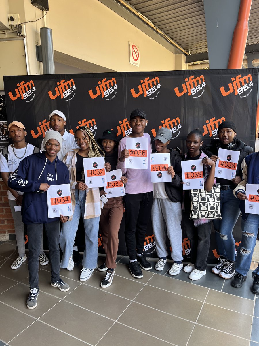 ujfm's tweet photo. Situation live from #UJAPB for the #UJFM2023Auditions.
Pull through!! Lets goooooo!!! https://t.co/CDTdX1Myct