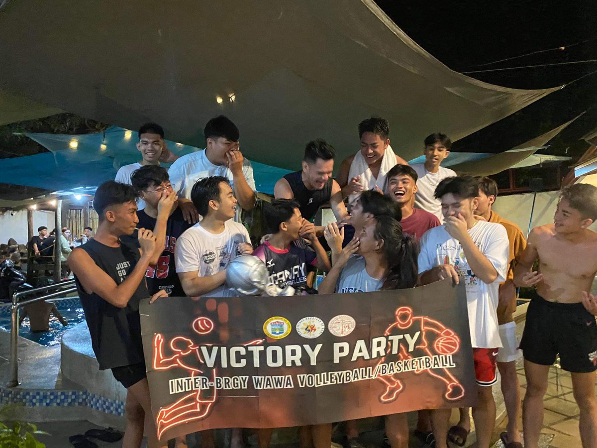 _jyycmp's tweet photo. It was a fantasy that turns into a reality!

Maraming maraming salamat sa mga taong ito na nagturo sakin kung paano ulit mamahalin ang sports na una naming minahal. Nakita ko kung paano natin nilaban ang bawat laro na sumimbolo ng ating pagkakaisa. Hindi man natin nauwi ang- https://t.co/Mq16tWTWCu