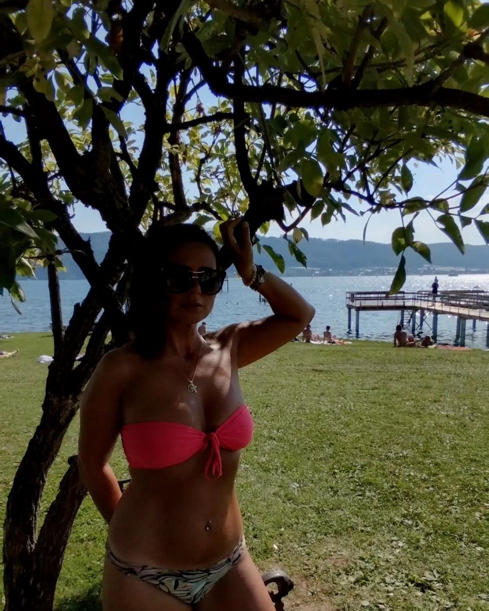 blackforestDiva's tweet photo. Summer is my favorite state of mind..
💙🌅💙
#sun #SummerLove #hotair #sealove https://t.co/iuzck9aZGB