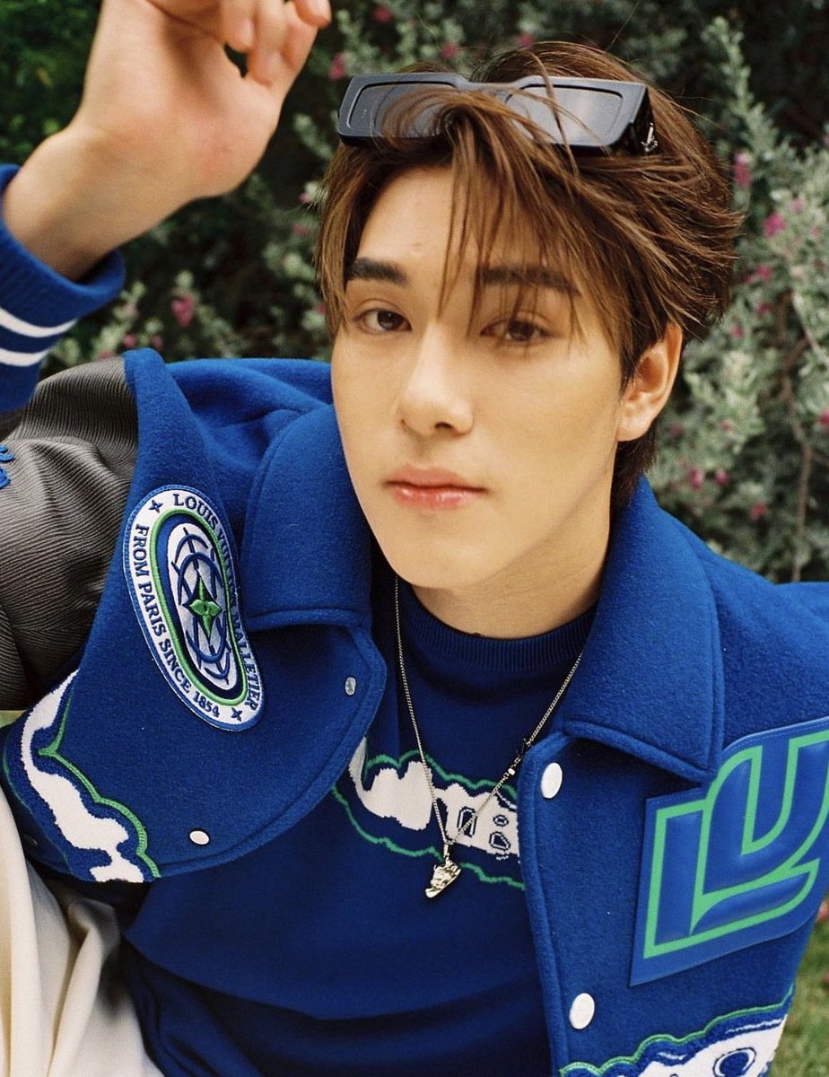 forbidden0123's tweet photo. 𝘯𝘰 𝘮𝘢𝘵𝘵𝘦𝘳 𝘸𝘩𝘦𝘳𝘦 𝘭𝘪𝘧𝘦 𝘵𝘢𝘬𝘦𝘴 𝘶𝘴, 𝘐 𝘭𝘰𝘷𝘦 𝘺𝘰𝘶.

#DewNani https://t.co/26NsHohdbv