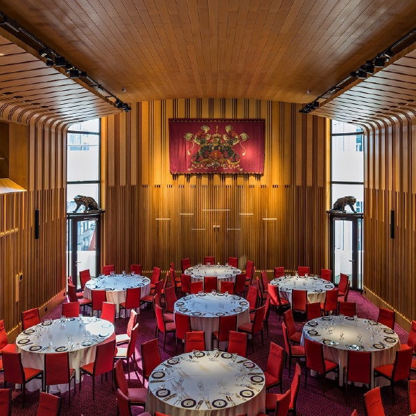 SaltersHall's tweet photo. Discover the epitome of sophistication and functionality
in the heart of the city. Our exquisite Main Hall offers the
ideal backdrop for a range of business-focused events,
from conferences to seminars and more. 

#SaltersHall #London #LondonVenue
#HistoricalVenue #EventVenue https://t.co/Y2gb0MMbHx