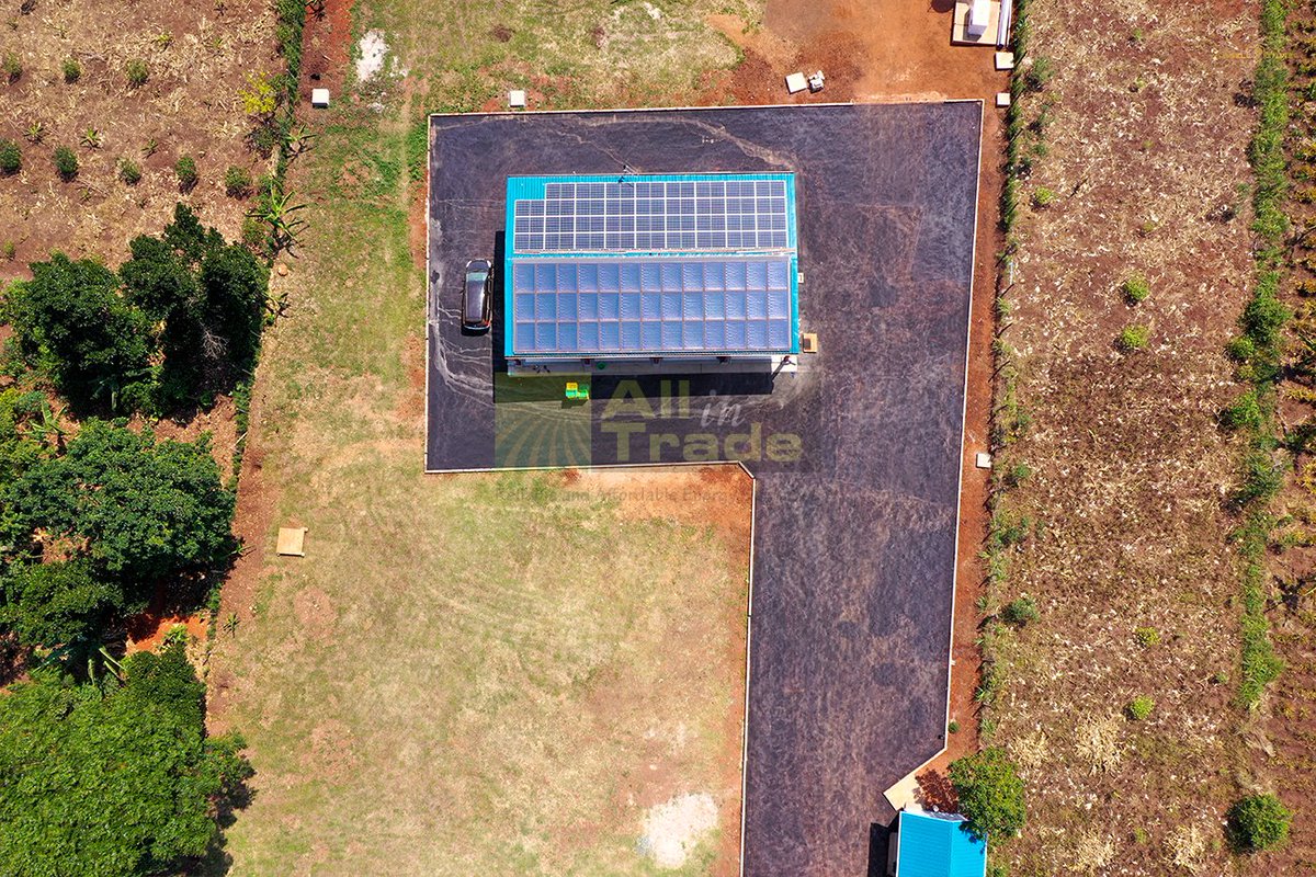 Allintrade's tweet photo. Our state-of-the-art Captive Solar Food Drying Facility!

📸 Take a sneak peek at these stunning aerial shots of our solar food drying facility. A seamless blend of technology and nature

#CaptiveSolarFoodConservation
#SolarFoodDrying #GreenTech #InnovationForGood #SolarEnergy https://t.co/8F4Tjurwr7