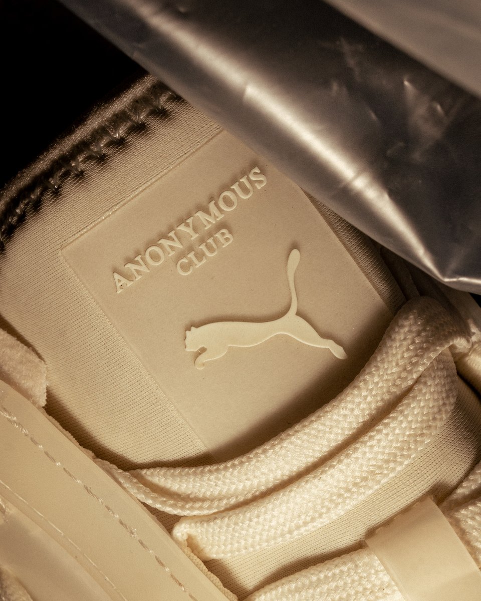 Footpatrol_ldn's tweet photo. Anonymous Club re-envision the Puma Plexus. Feating translucent and semi translucent materials, the latest iteration are now available to shop online here: https://t.co/ZDswalvsj0
#Footpatrol #TEAMFP #Puma #AnonymousClub https://t.co/6qPkI3088u