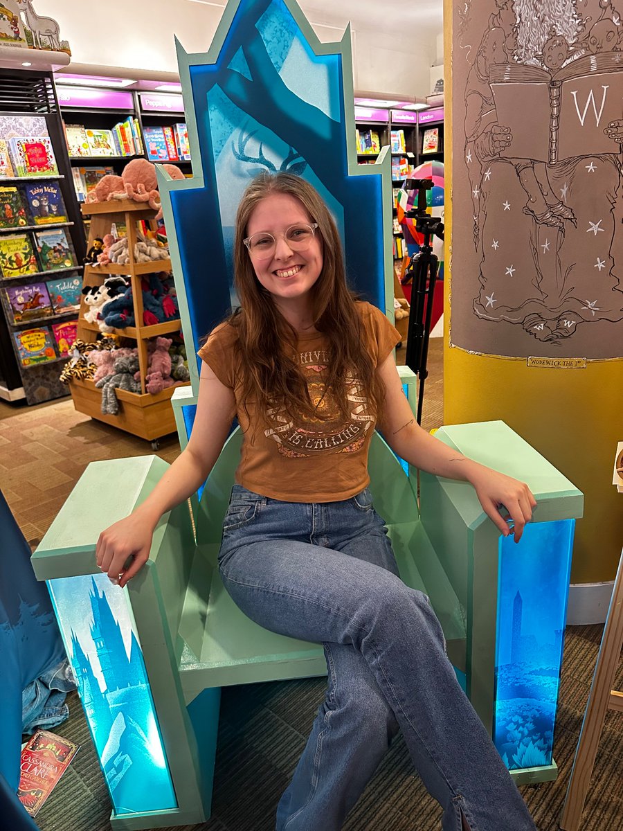 SarahBlaankaert's tweet photo. @BloomsburyBooks https://t.co/mEO7g9M9WI