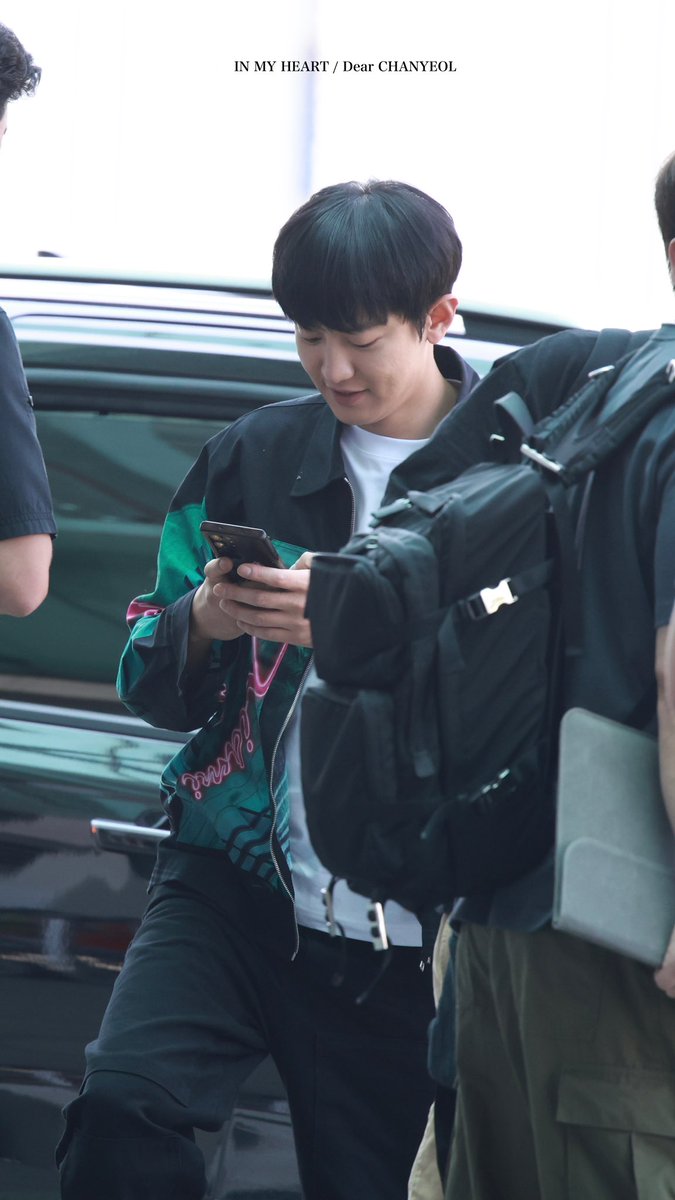 230814 #찬열 ICN / 박찬열 어랜만 ㅠㅠ🫧❤️‍🔥

#EXO⁠ ⁠#엑소 #CHANYEOL #チャニョル  #weareoneEXO <a href="/weareoneEXO/">EXO</a>