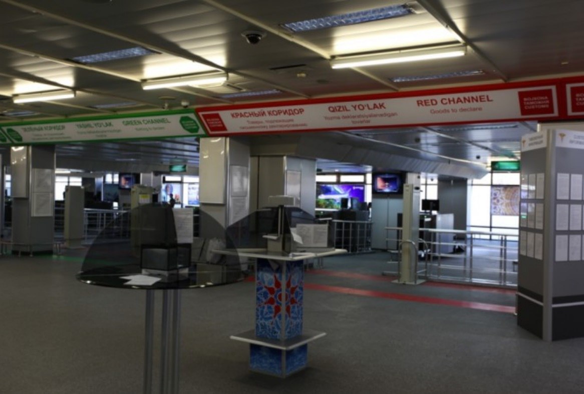 daryo_uz's tweet photo. O‘zbekiston xalqaro aeroportlarini uchib ketish yo‘nalishida “yashil” va “qizil” yo‘lakli tizim tugatildi
Batafsil — https://t.co/1JpkcecEhn
#aeroport #samolyot https://t.co/Zh1naIMxlh