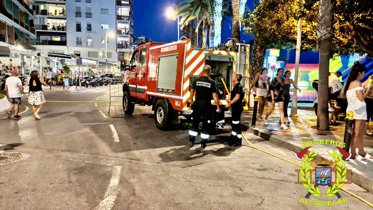 BOMBEROS ALMUÑÉCAR tweet media