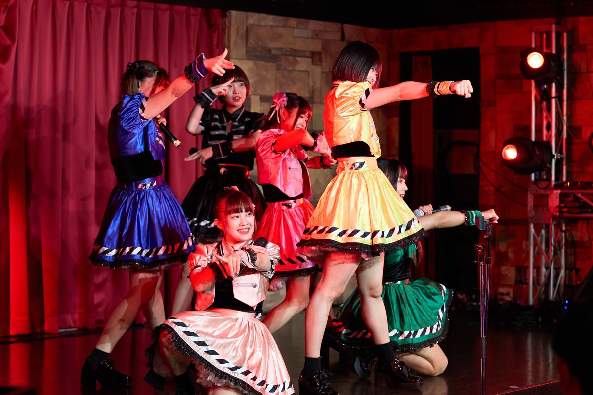 SIR7777777's tweet photo. 🌈御礼🌈
本日、『アイドリーム合同公演vol.4』ありがとうございました⭐️

毎月恒例のアイドリーム総出演ライブ🌈

SIR、NEORiSのステージ、盛り上がっていました☺️

来月は、9/16(土) 横浜mintホールにて浴衣で開催予定👘 
是非来月も遊びに来てください‼️

#SIR777 
#NEORiS 
#アイドリーム https://t.co/OjBWmMmu7K