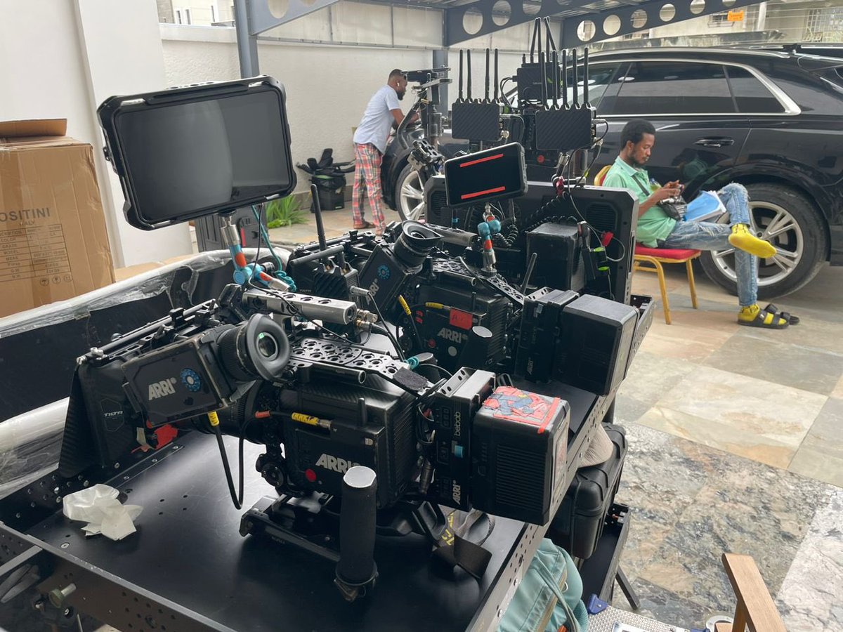@ARRIChannel  Mini LF and more, all at your fingertips with @fountainrentals. Lights, camera, grips! 🔥🎥

 #GearUpForGreatness #X 
#ElevateYourEquipment #CinematicQuality #nigeriarentalhouse #fountainrentals #arri