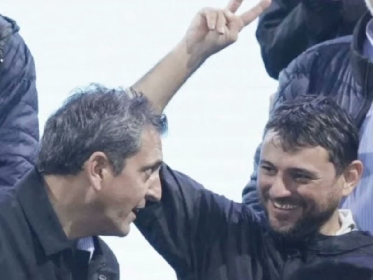 GRABOIS dixit: "EL QUE PIERDE ACOMPAÑA" MASSA dixit: "Mira Juan, lo que decís incluye el ajuste que estoy aplicando..."