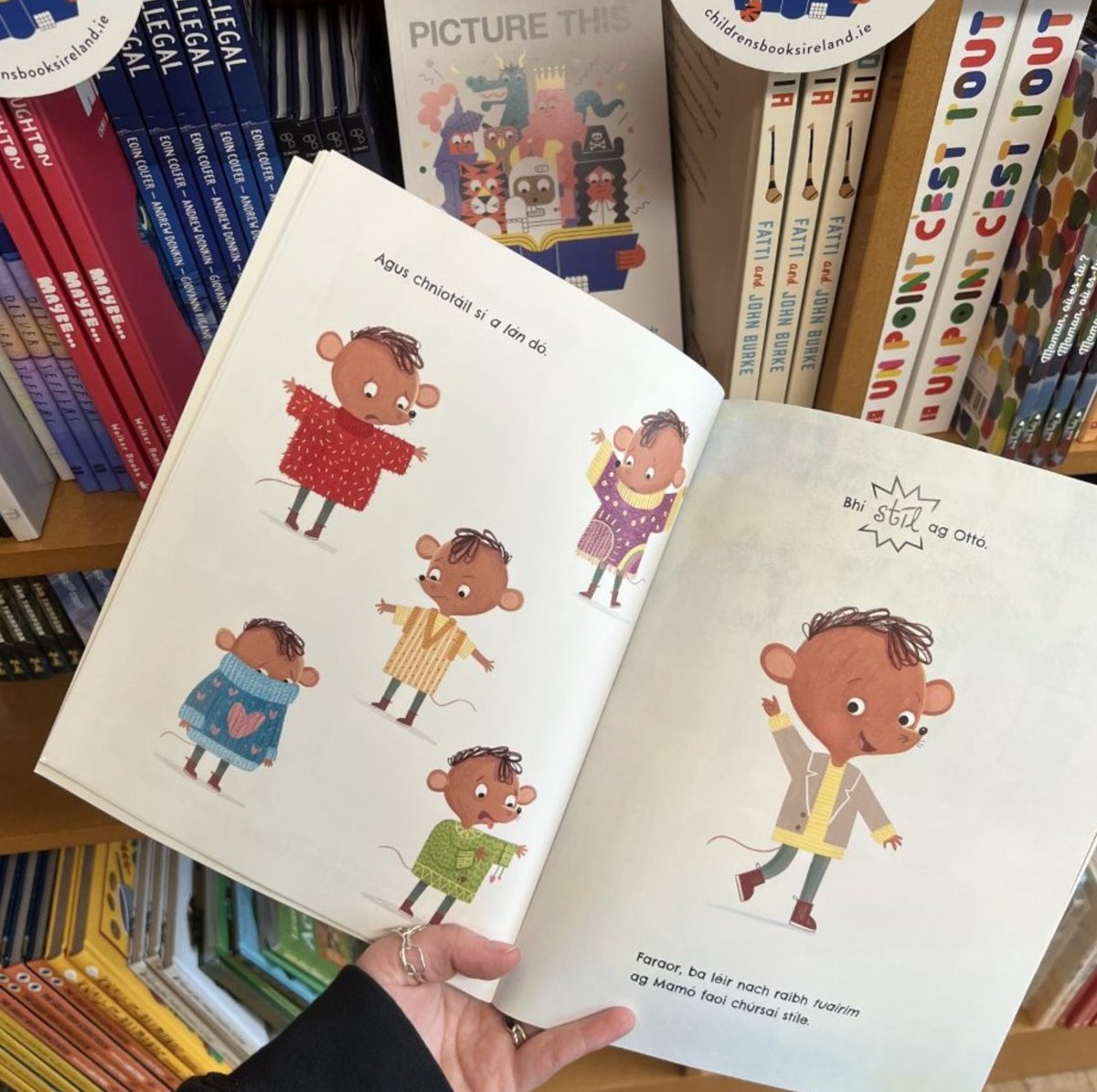Did you know we stock a wide selection of books for kids in our gallery shop!📚 We are huge fans of Geansaí Ottó written by @sadhbhdevlin - This book explores the loving relationship between Ottó and his grandmother - all through Irish!❤️ Shop at: glucksmanshop.com